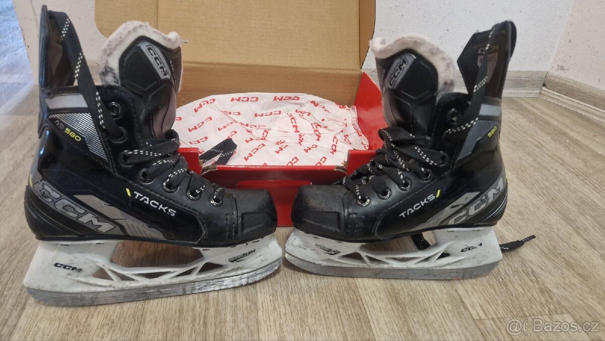 CCM Tacks - detske hokejove brusle, velikost12 Youth