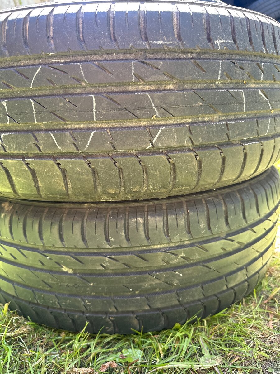 205/55r17 2 ks