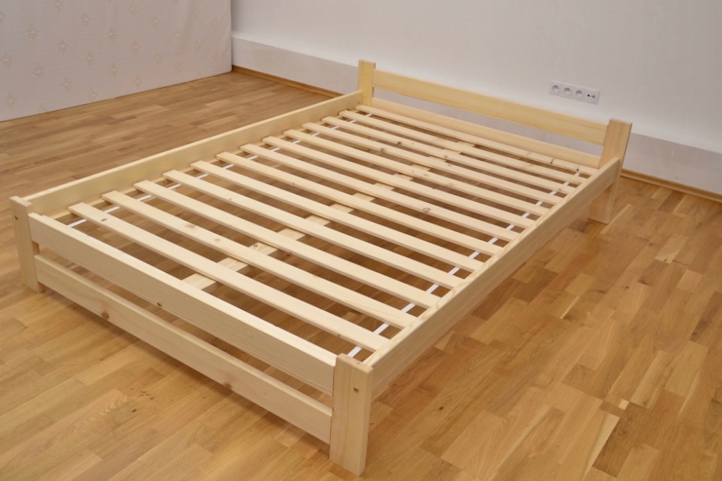 Nová postel BOROVICE 140x200 cm + ROŠT