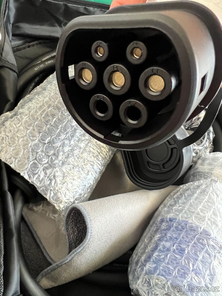 Nabíječka ELEKTROMOBILU - TYP2 7kw/Wifi/Bluetooth
