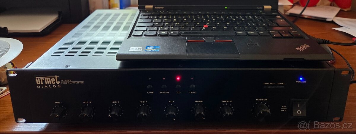 100V zesilovač URMET T-120FP, včetně 8ks reproduktorů