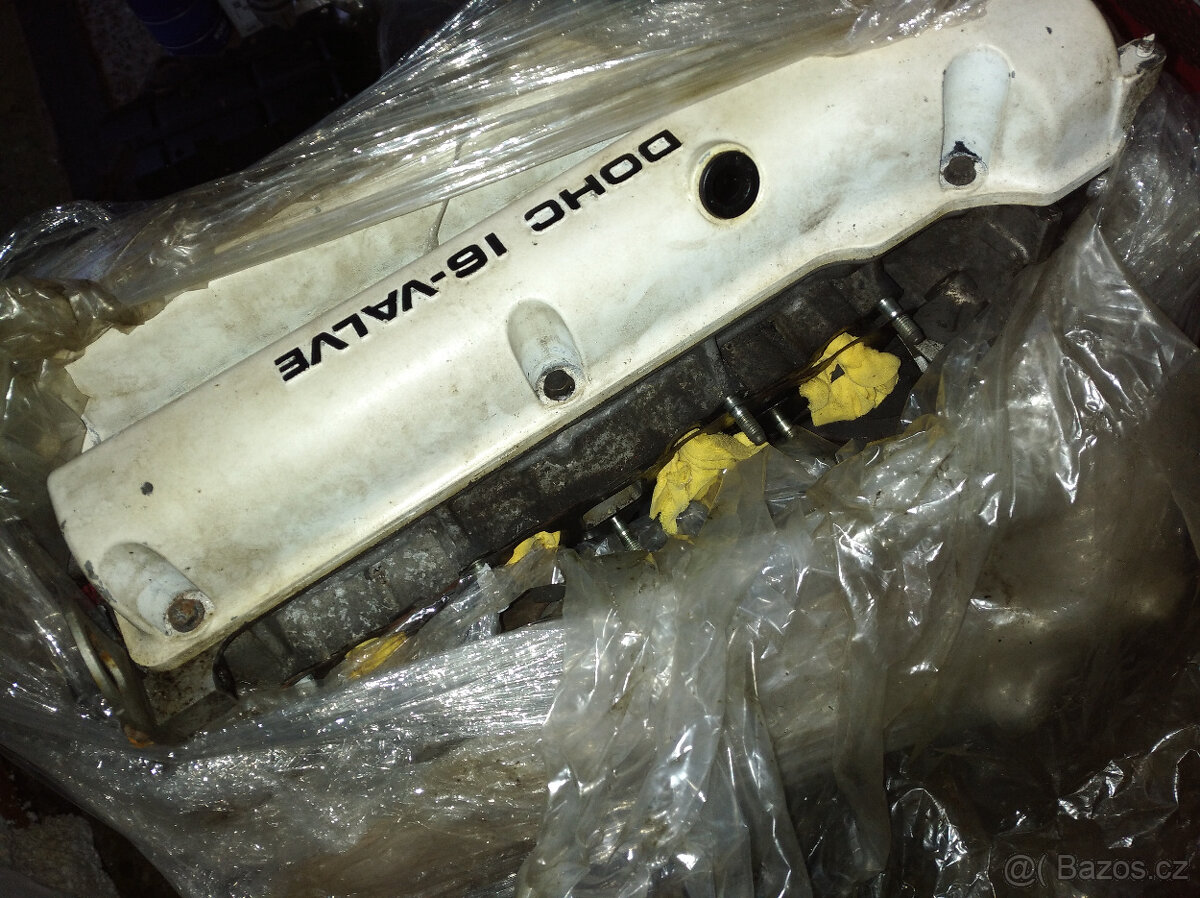 Mazda 323F 1.5 Motor a Převodovka