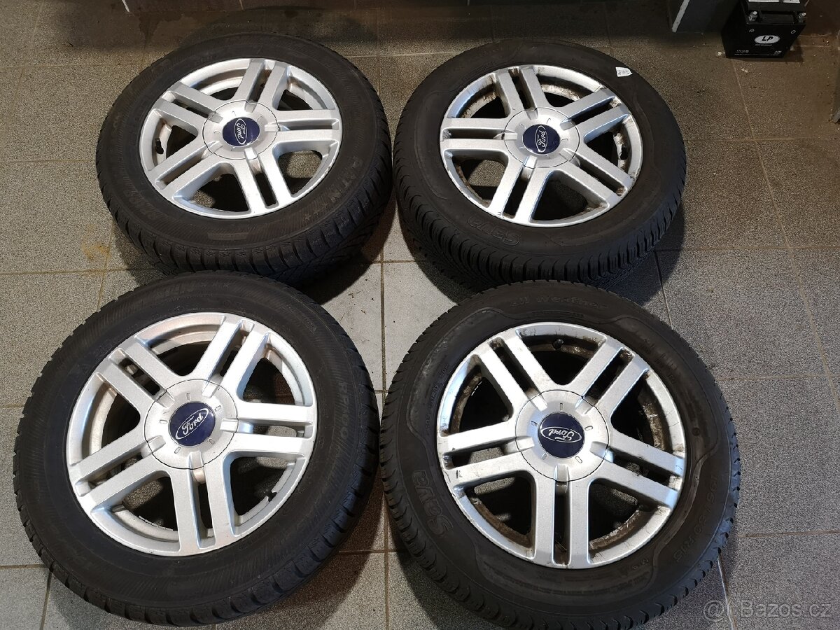 Ford Focus, Fusion alu + celoroční 195/60/15.