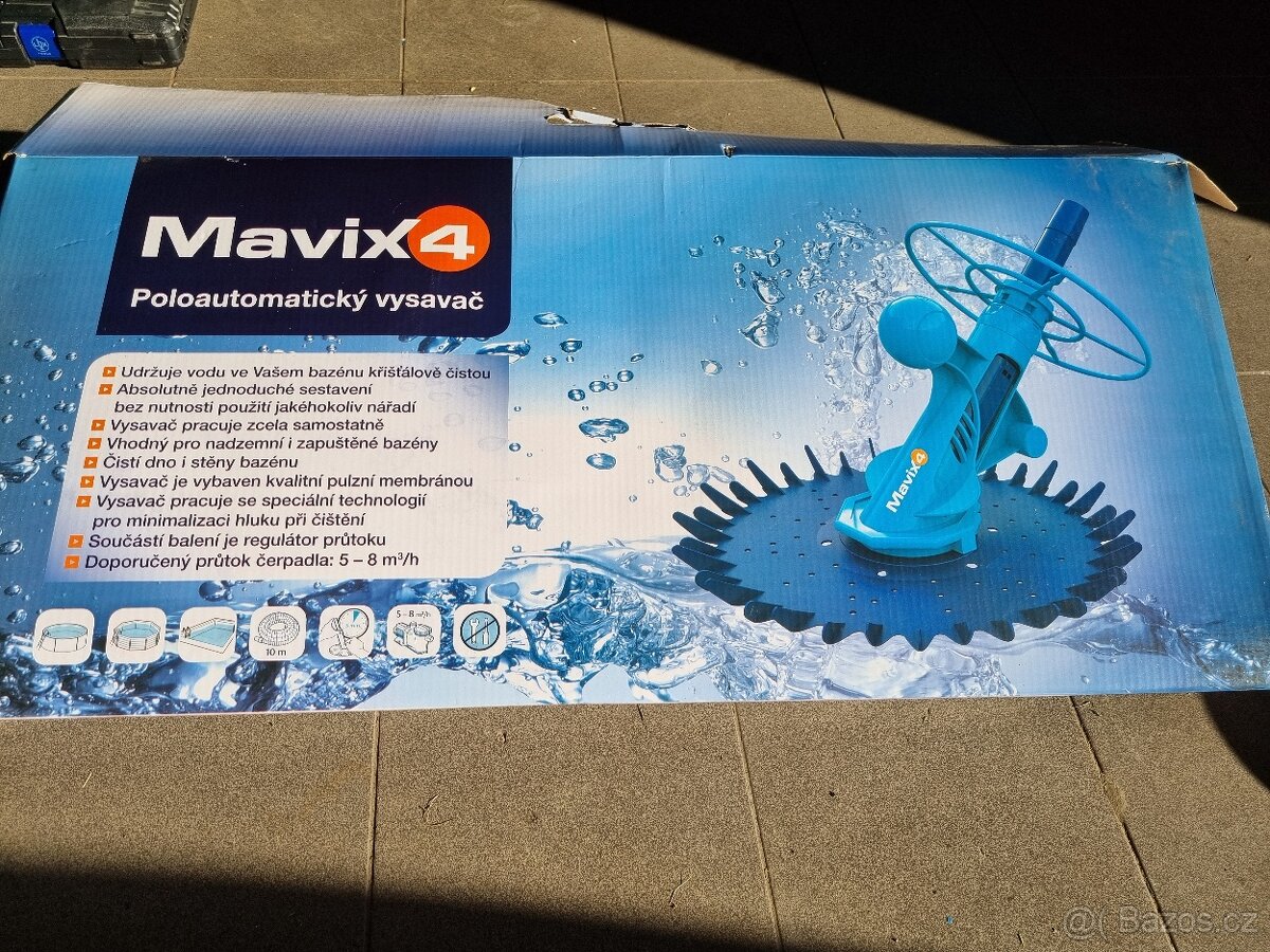 Bazénový vysavač Mavix 4