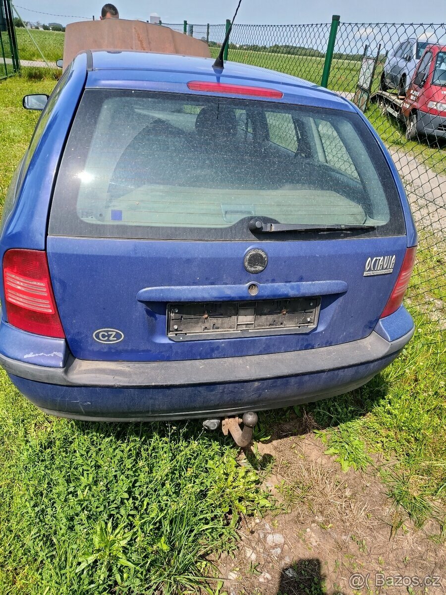 Škoda Octavia 1 combi páté dveře