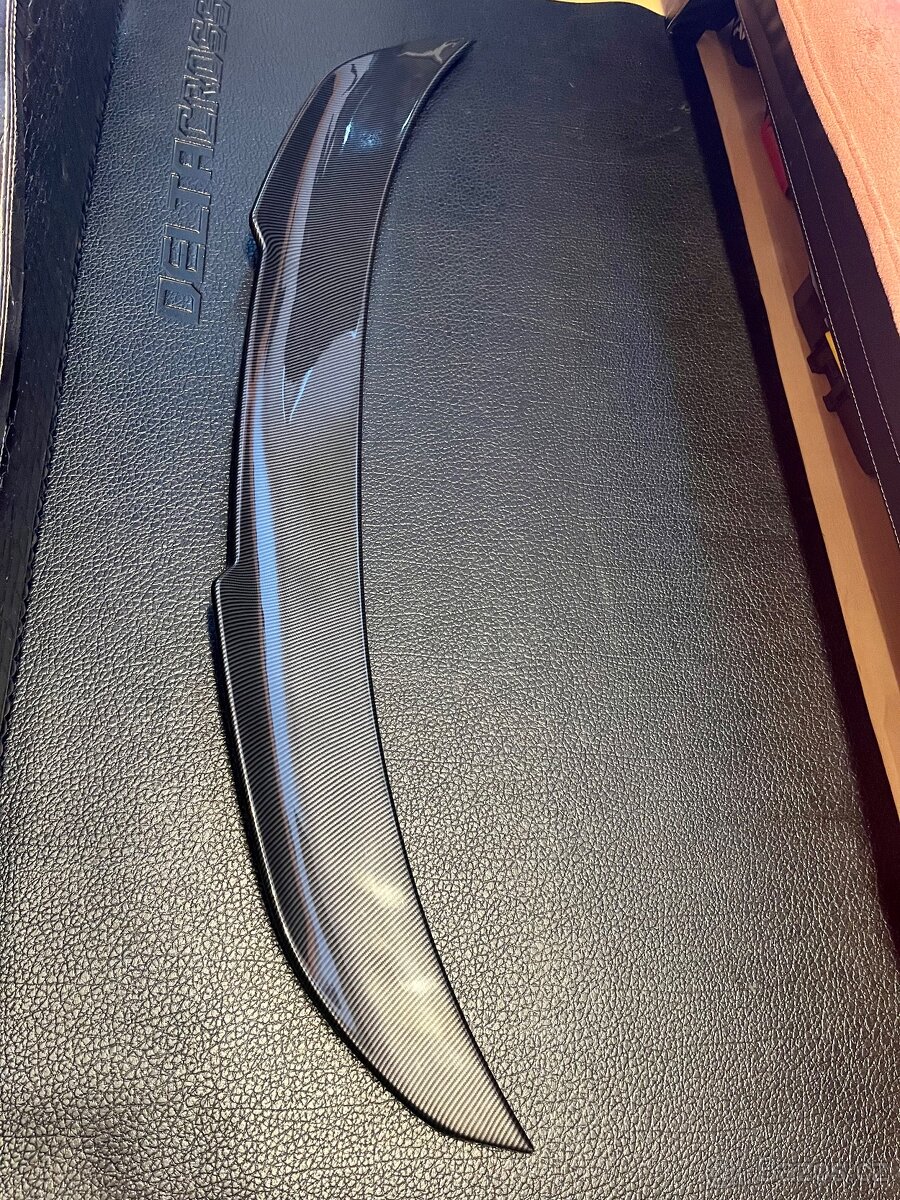 KARBÓNOVÝ LIP SPOILER BMW M4/M4 cabrio f82/f83