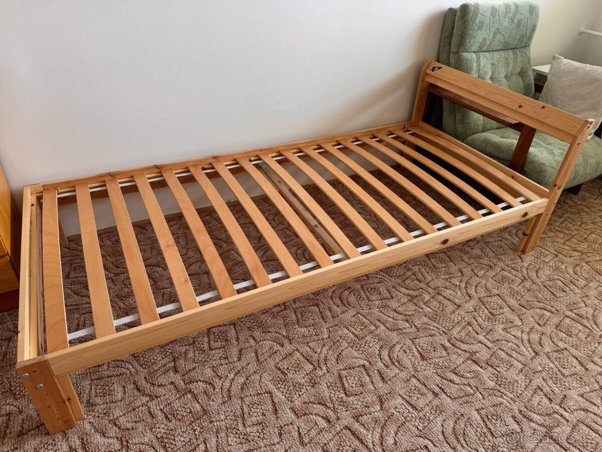 Prodám jednolůžkovou postel