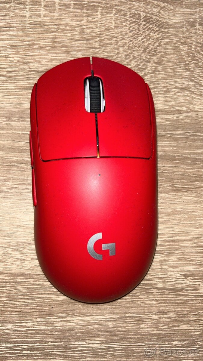 Set věcí k PC.