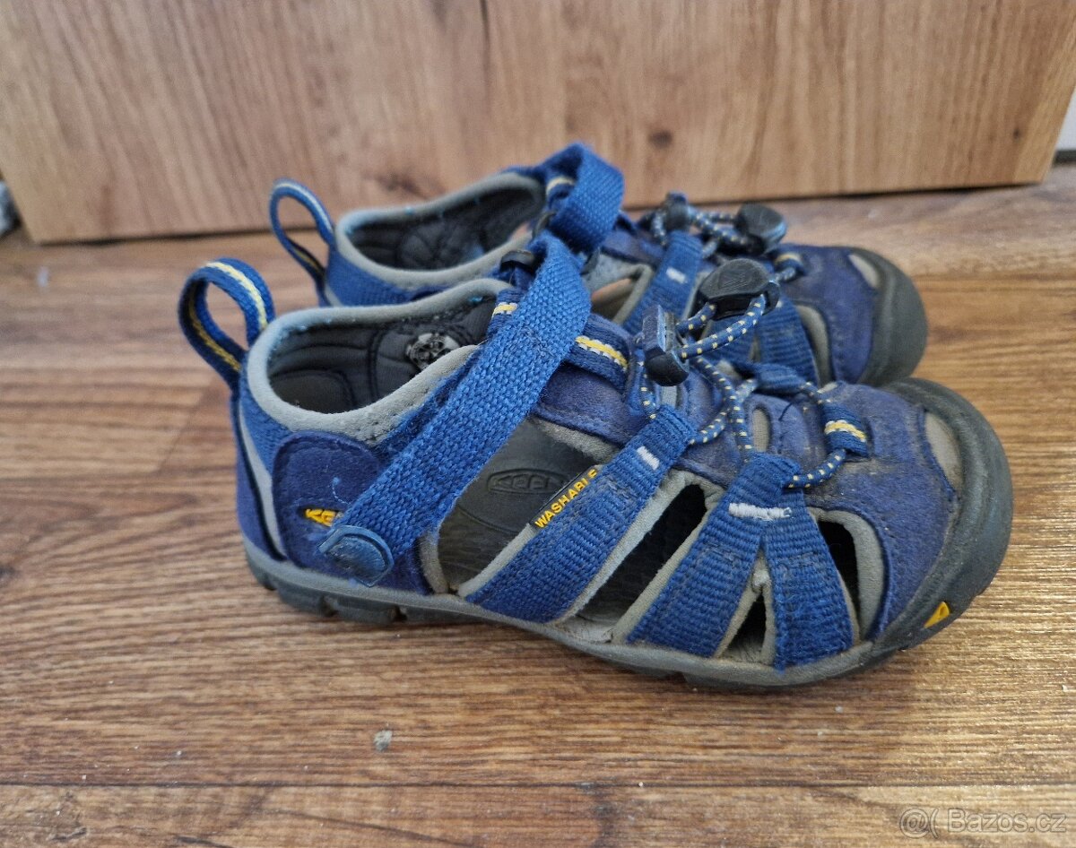 KEEN sandále vel.27/28