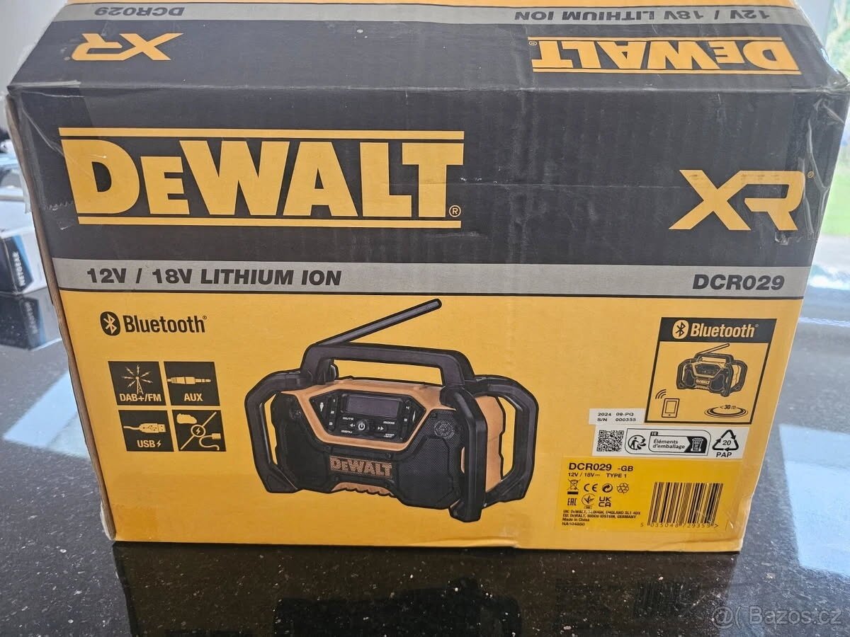 Nové AKU rádio DeWALT DCB029 XR