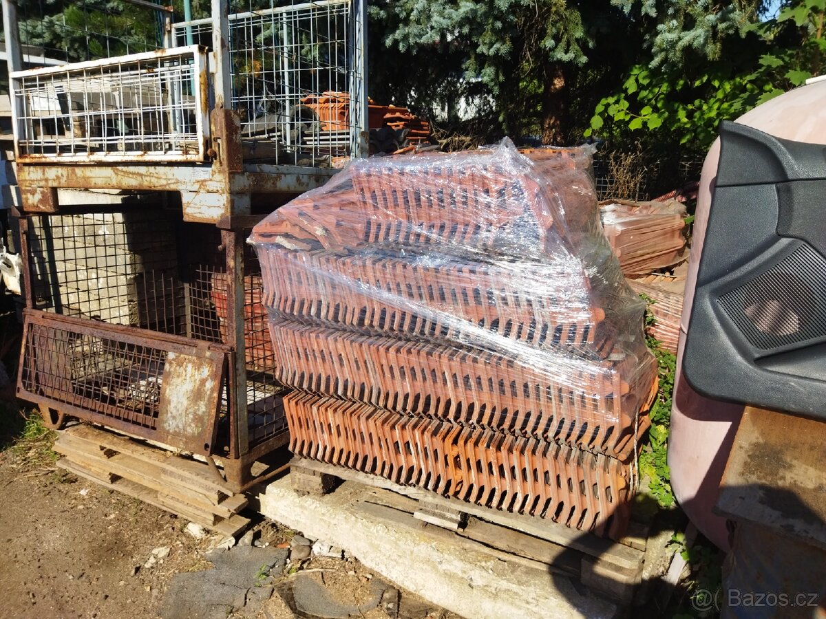 Střešní tašky Jirčany