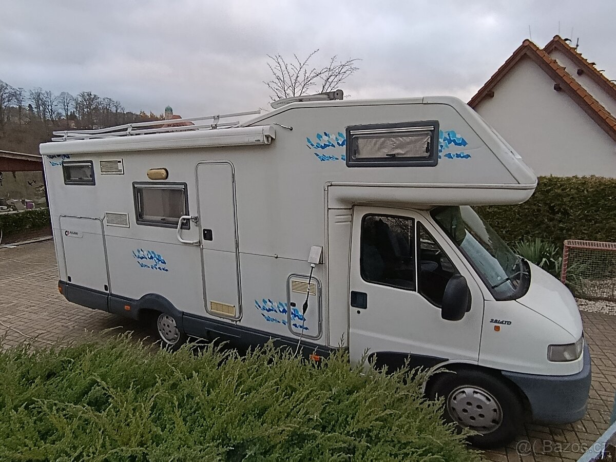 Prodám obytné auto Fiat Ducato r. v. 2000