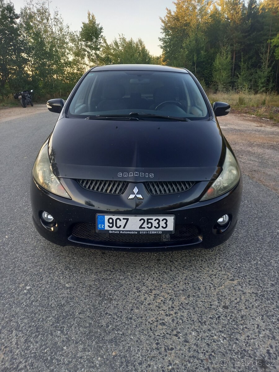 Mitsubishi Grandis