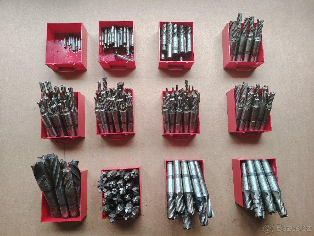 Sada fréz HSS – 200 ks, různé průměry, ČZ