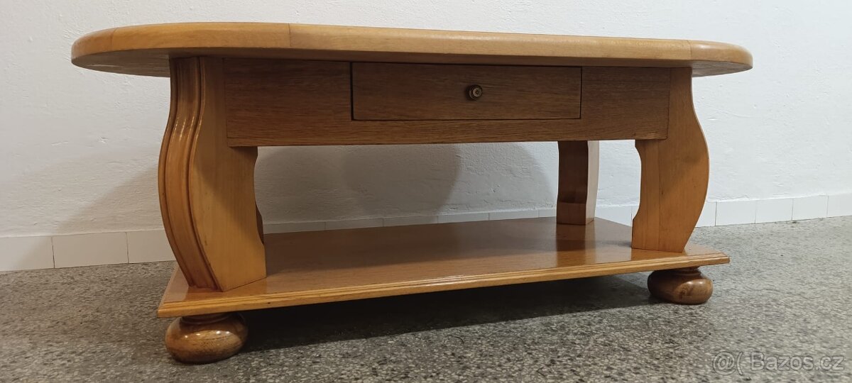 Konferenční stolek, masív, Nábytek s příběhem