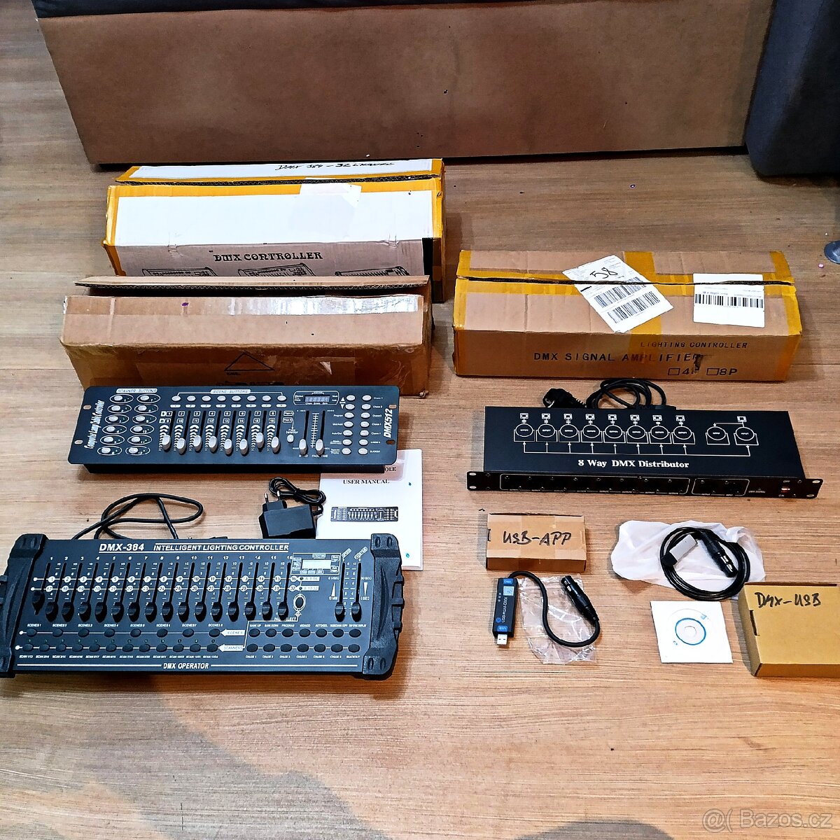 DMX ovladače a DMX spliter