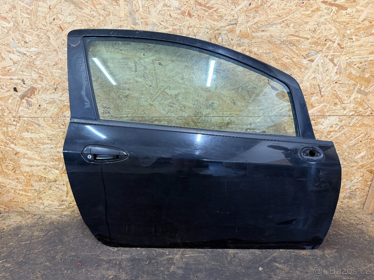 KOMPLETNÍ PRAVÉ DVEŘE FIAT PUNTO GRANDE 3DV