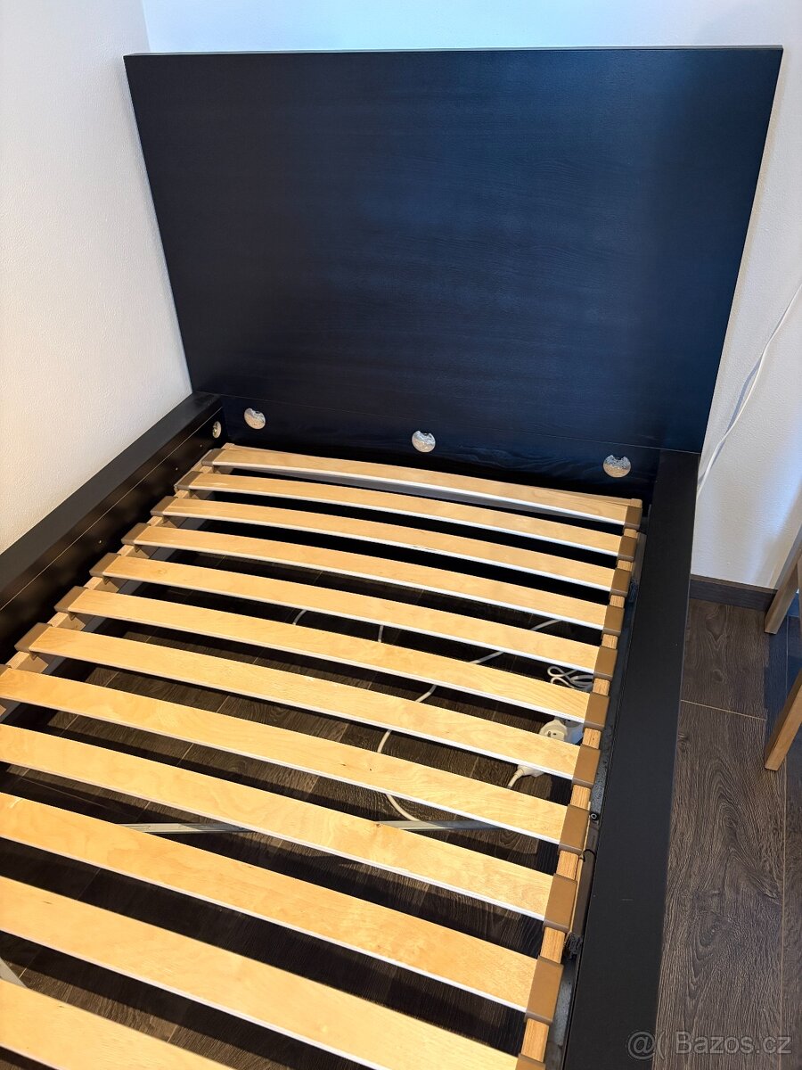 Jednolůžková postel IKEA Malm