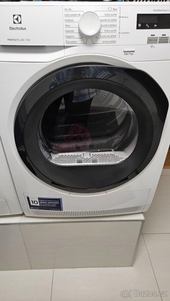 Sušička prádla Electrolux PerfectCare 700 EW7H578SC