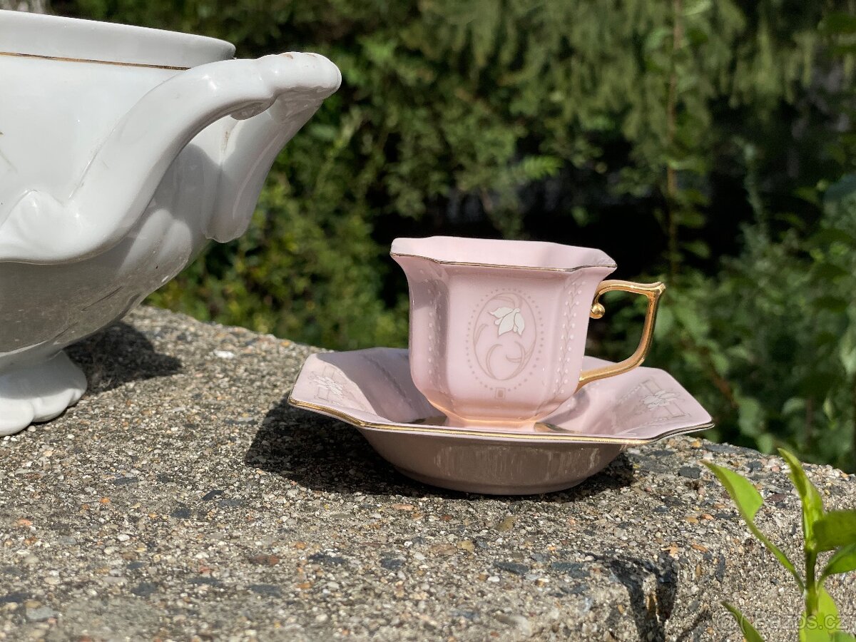 Zdobený porcelán, vše za 800,-