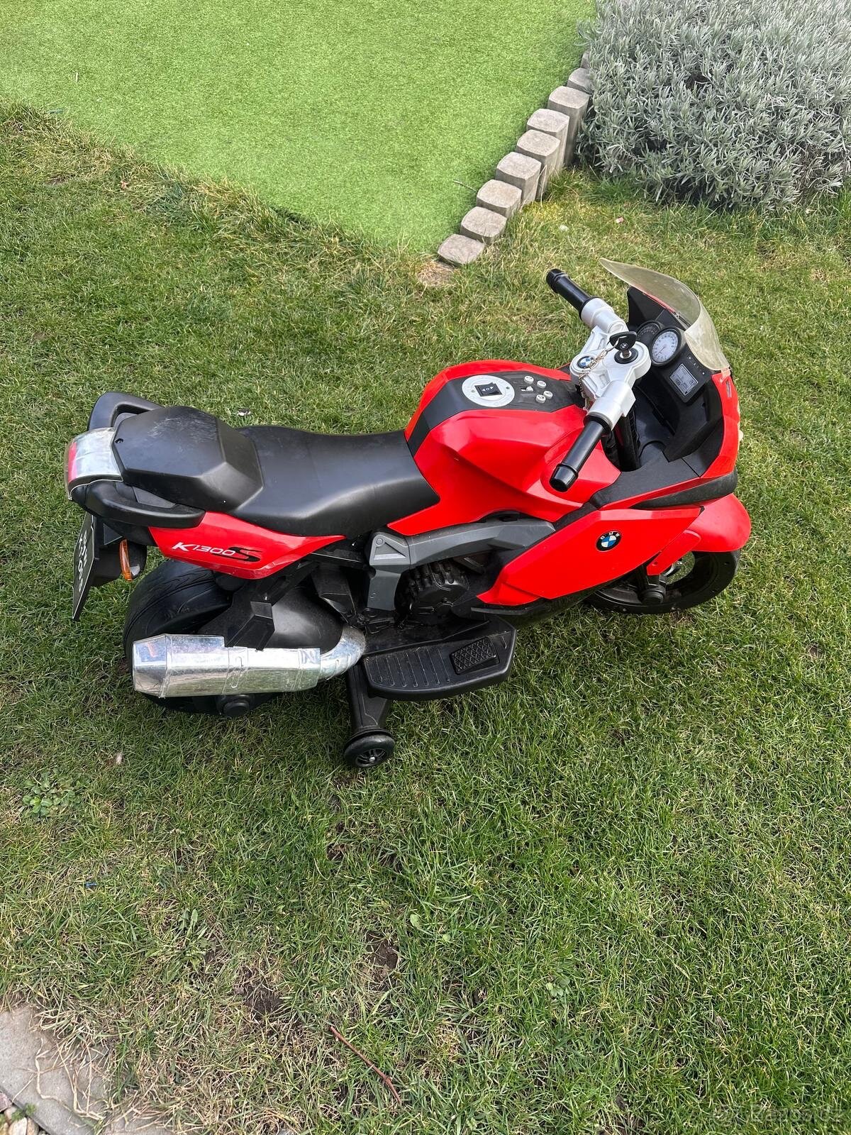 Dětská elektrická motorka BMW K1300S + 2x starší motorka