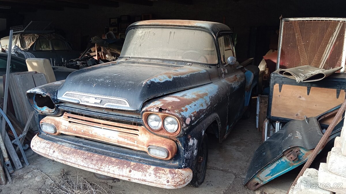 Prodám Chevrolet 32 Apache Stepside 1958