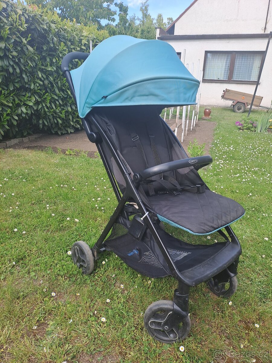 Lehký cestovní kočárek Graco Myavo Mint