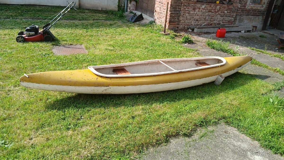 Laminatova lod vydra