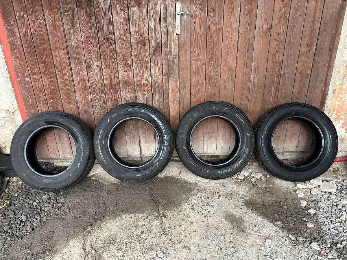 Prodám gumy 215/65/16C