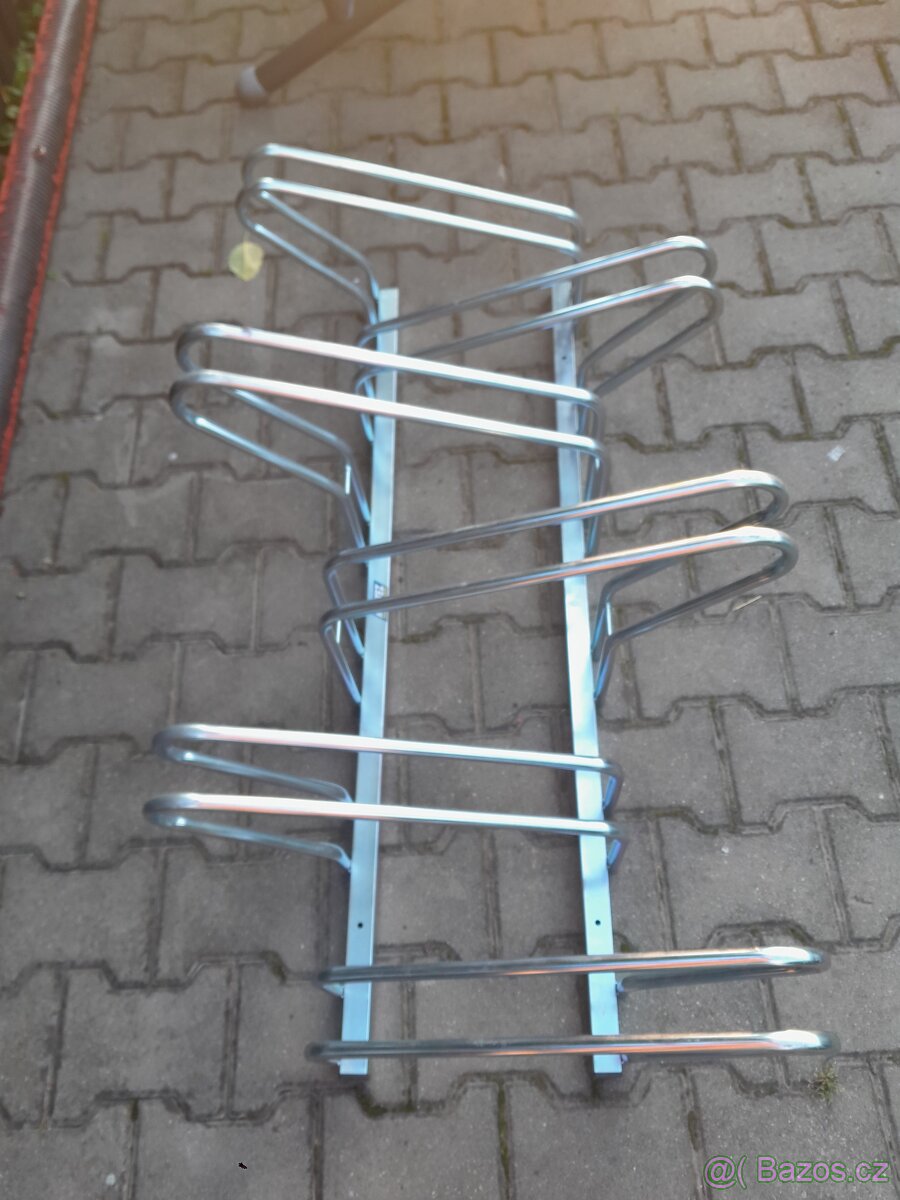 stojan na kola