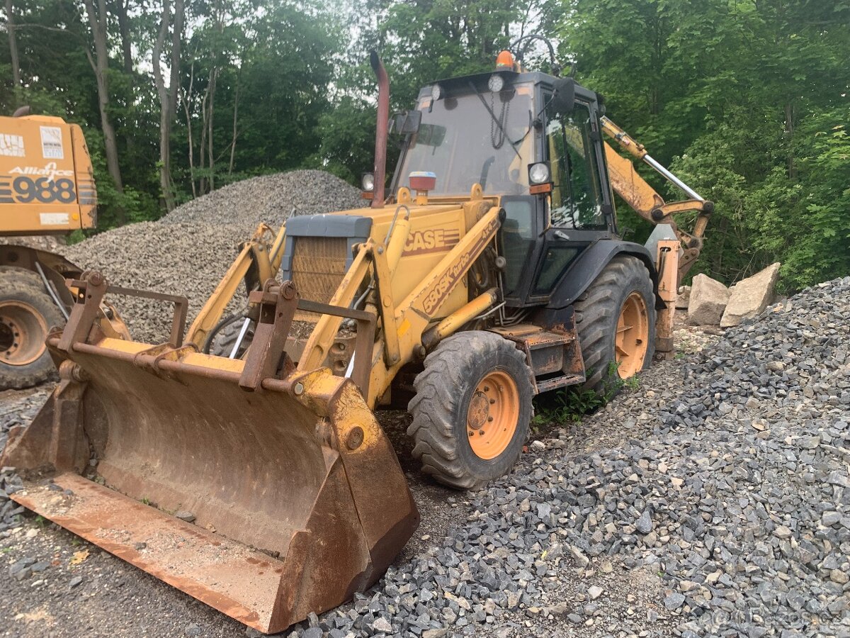Traktorbagr CASE 580 SK