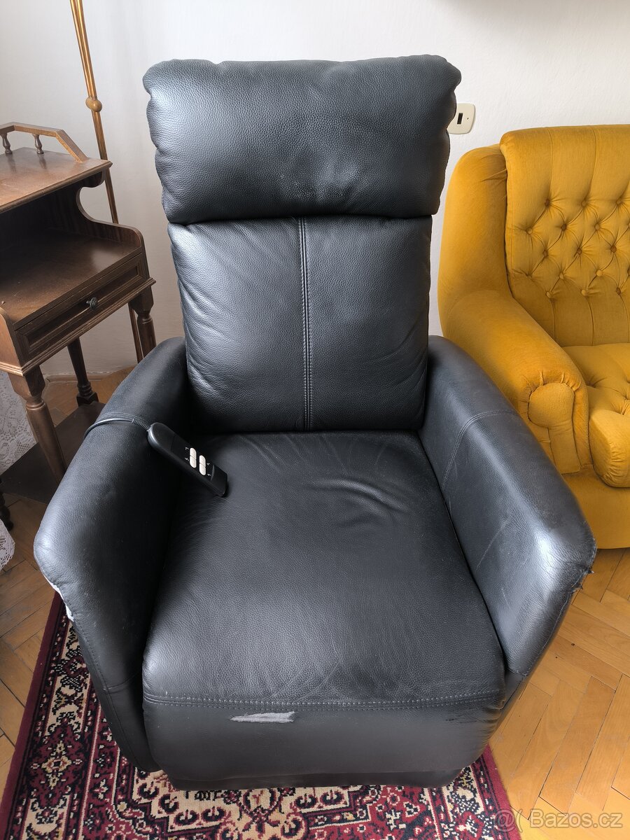 elektrické křeslo