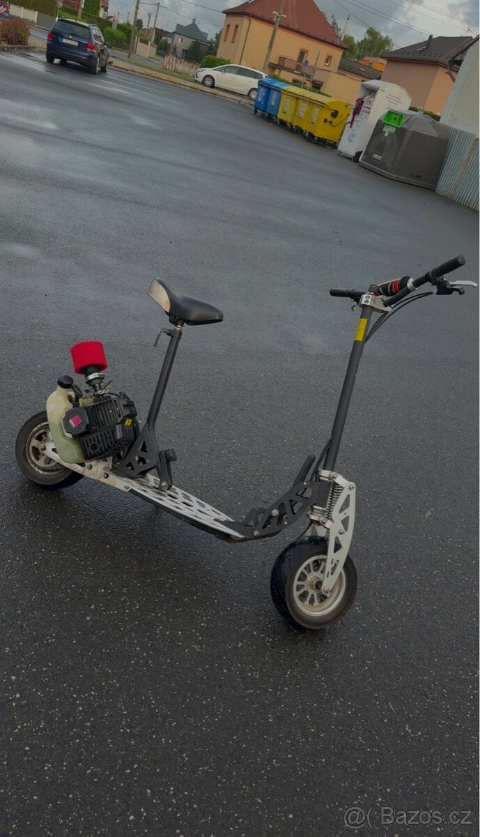 Motokoloběžka