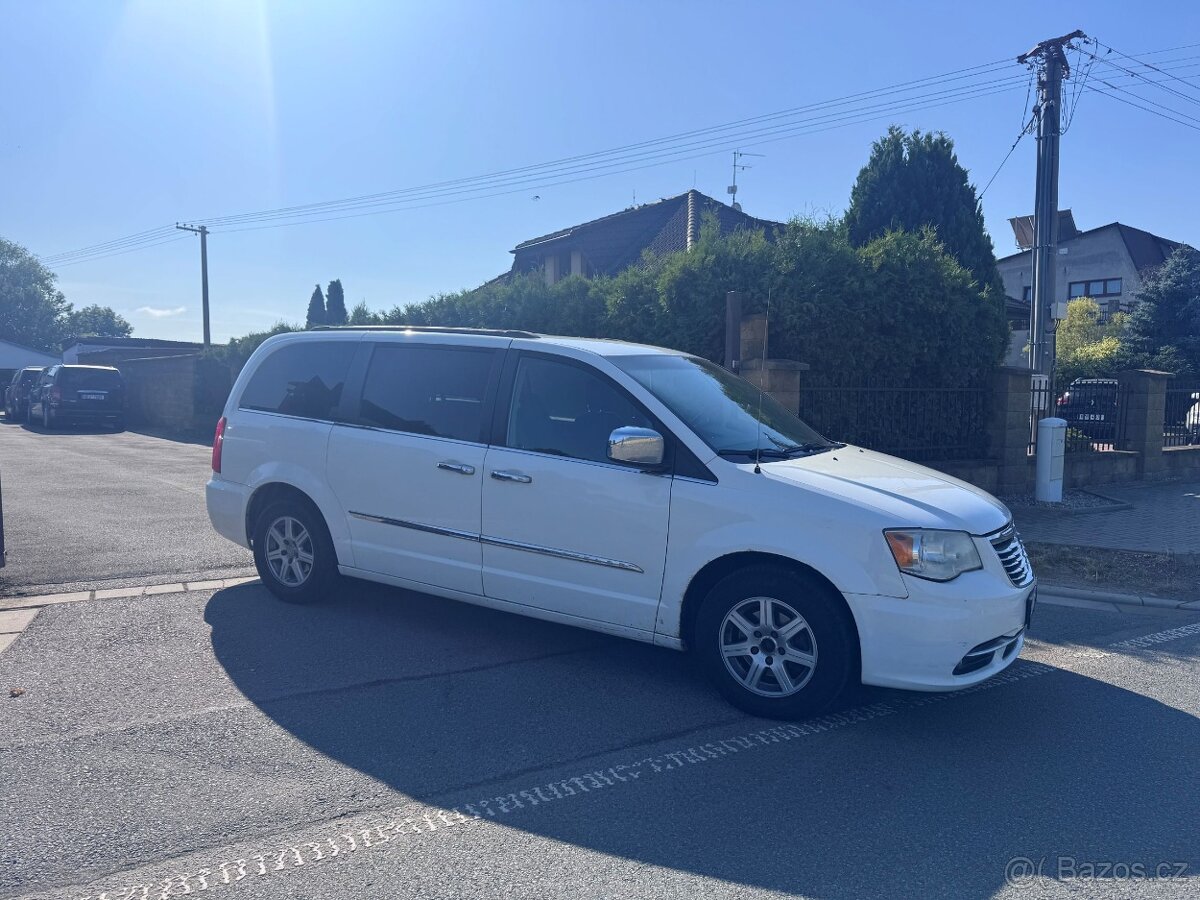 Chrysler Town Country 3,6 V6 RT 2011