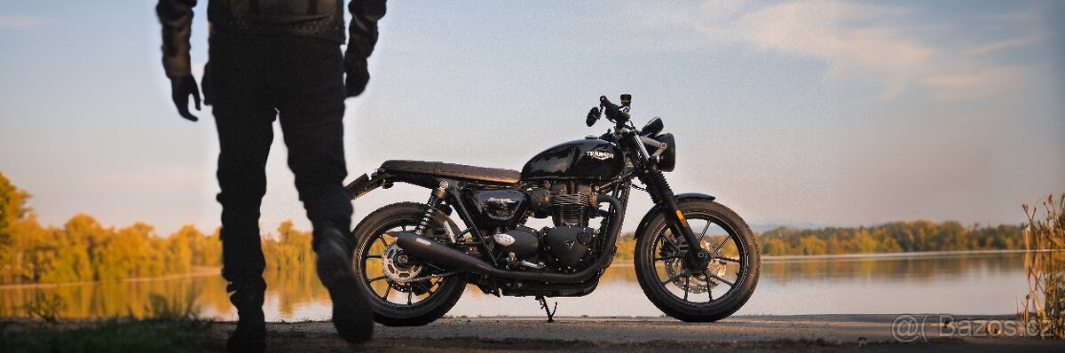 Triumph Street Twin