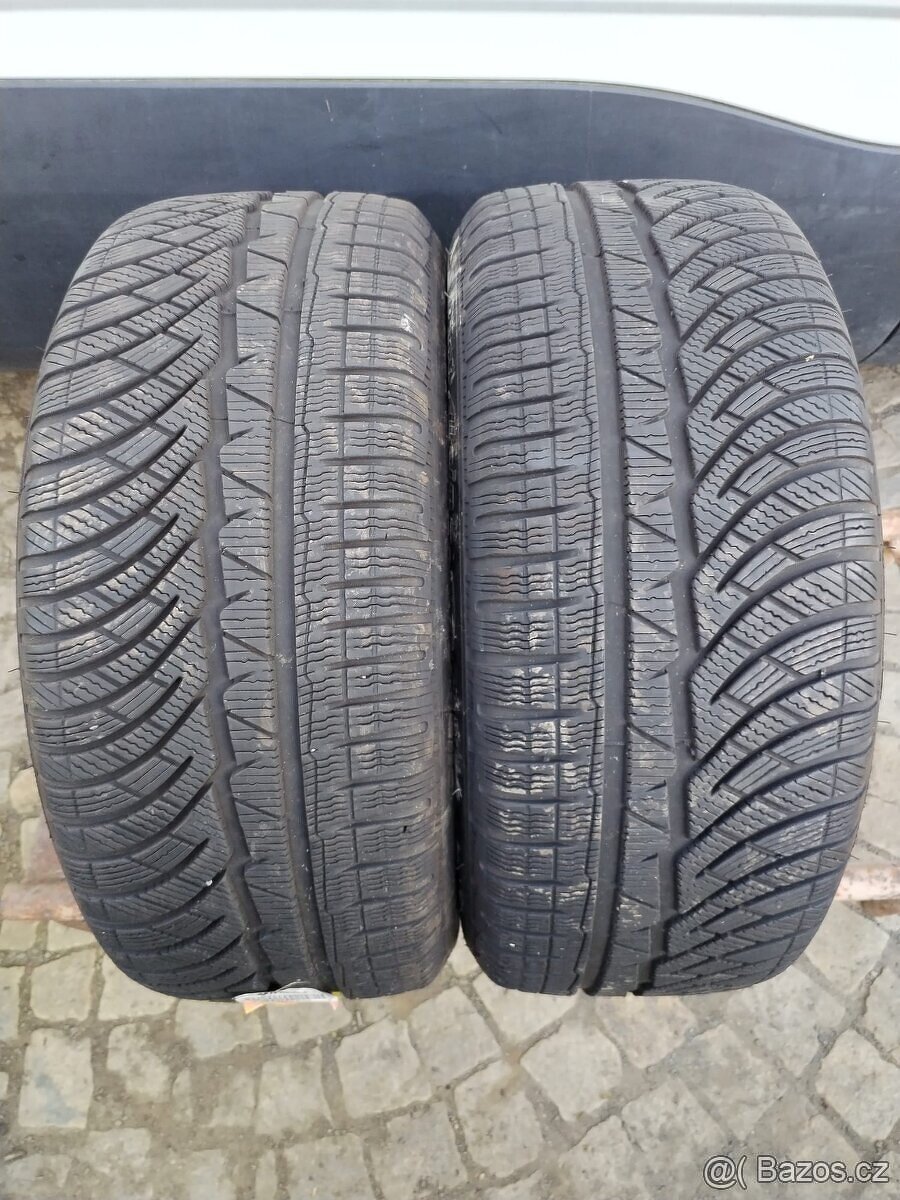 245/45/18 zimni pneu MICHELIN 245/45 R18