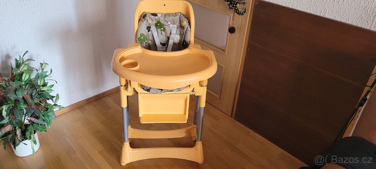 Dětská jídelní sedačka židlička