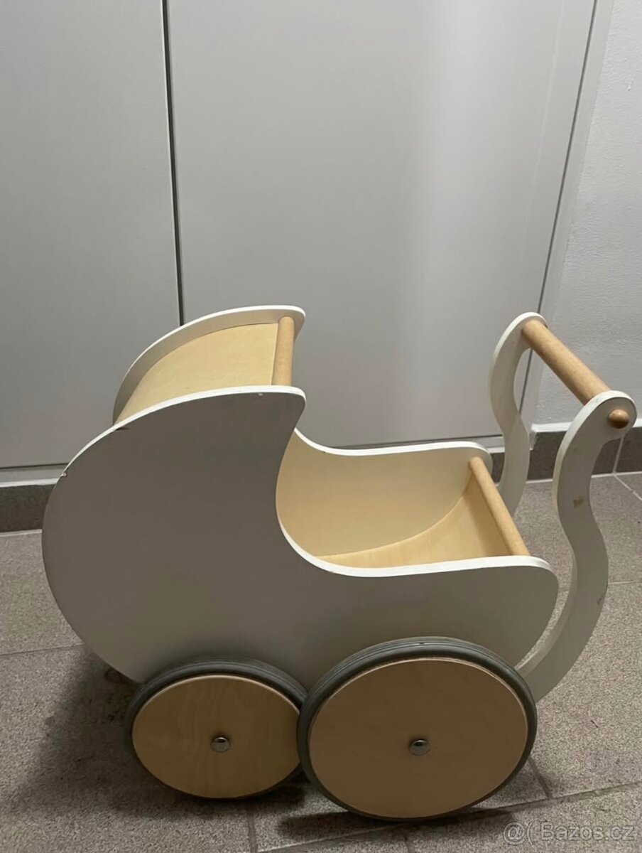 Kocarek/chodítko Kinderfeets