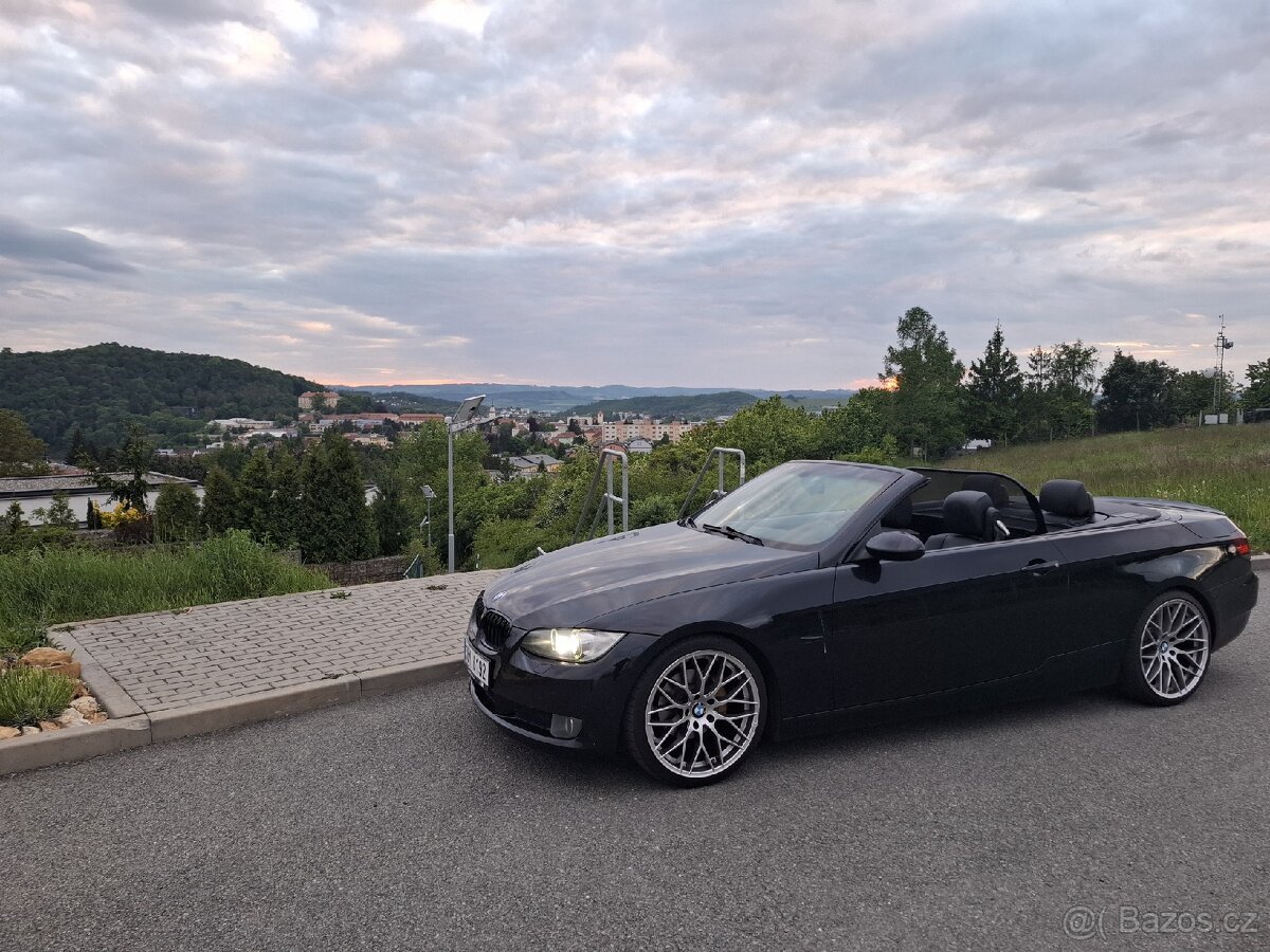 BMW E93 Cabrio 320i