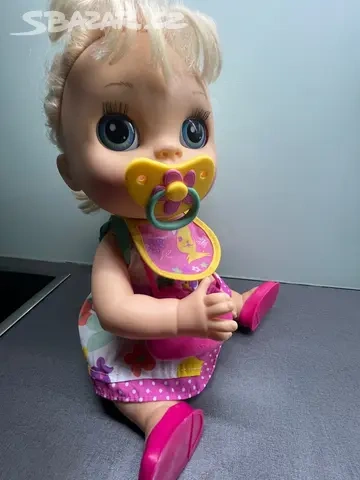 Panenka Baby Alive