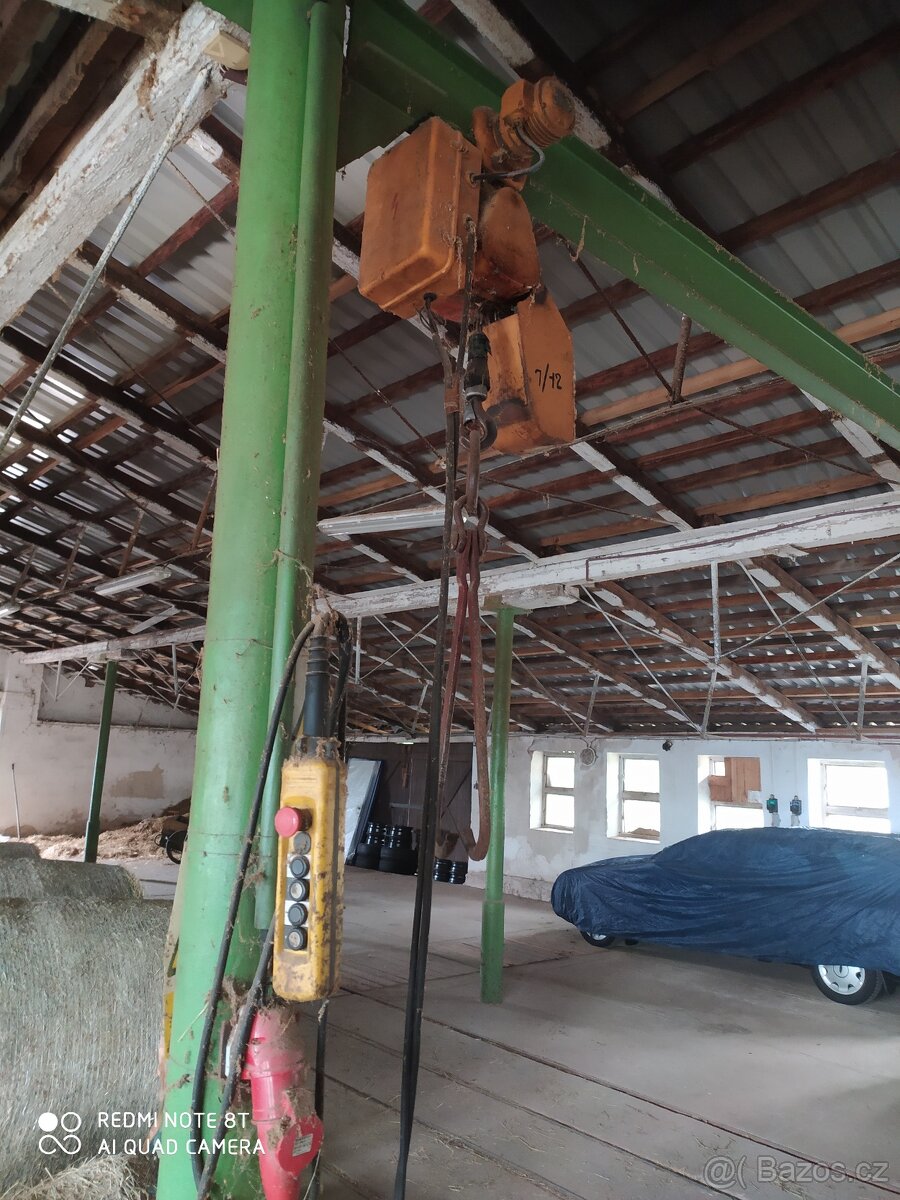 Jeřábová elektrická kočka.