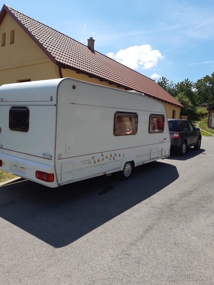 Karavan/obytný přívěs Ace/2004/solár/předstan