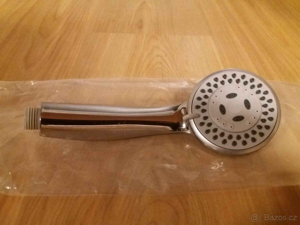 Multifunkční sprchová hlavice