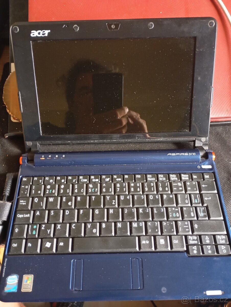 Acer aspire one.