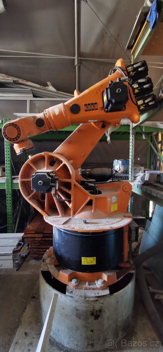 Prodám robot KUKA VKR 125/2