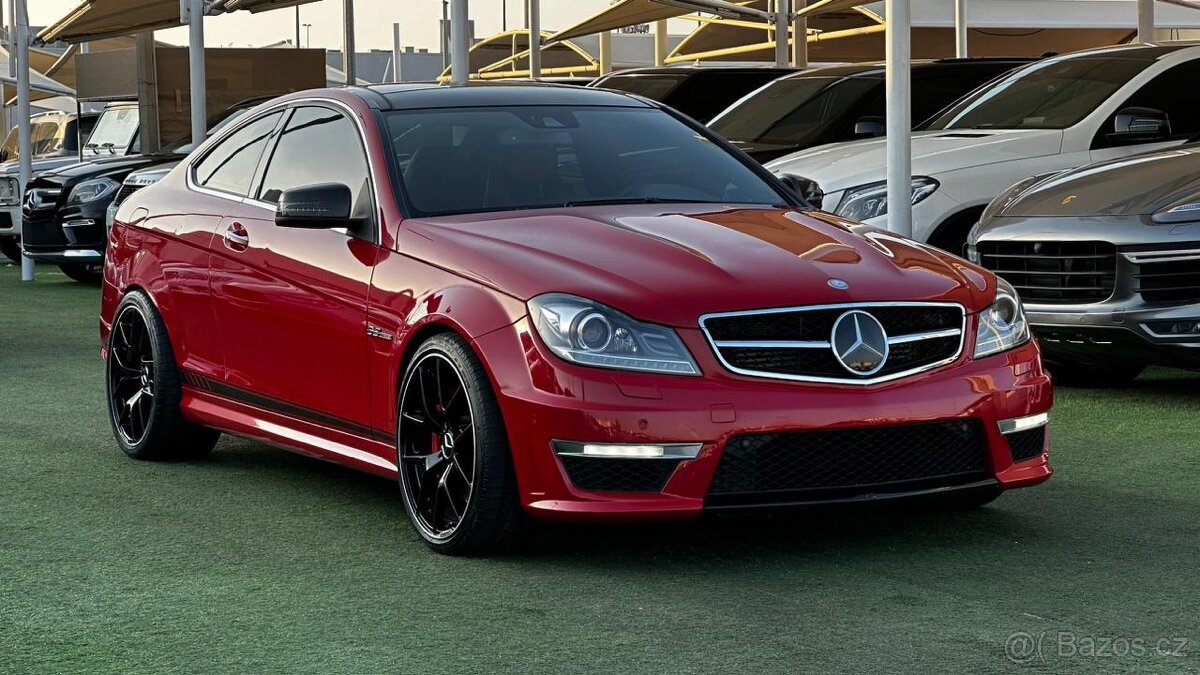 Mercedes - Benz C63 AMG Coupe