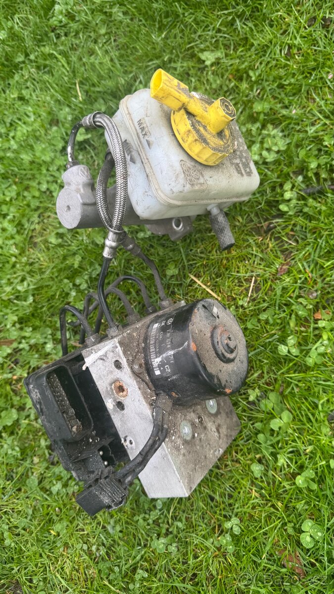 ABS, Servo, abs kostka škoda octavia 1