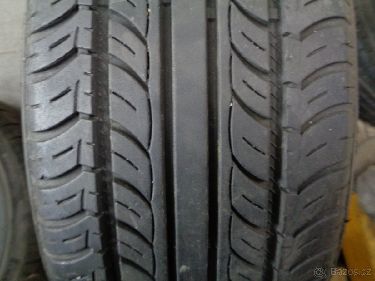 185/55 R15 TRACMAX (5-6mm) č.12923