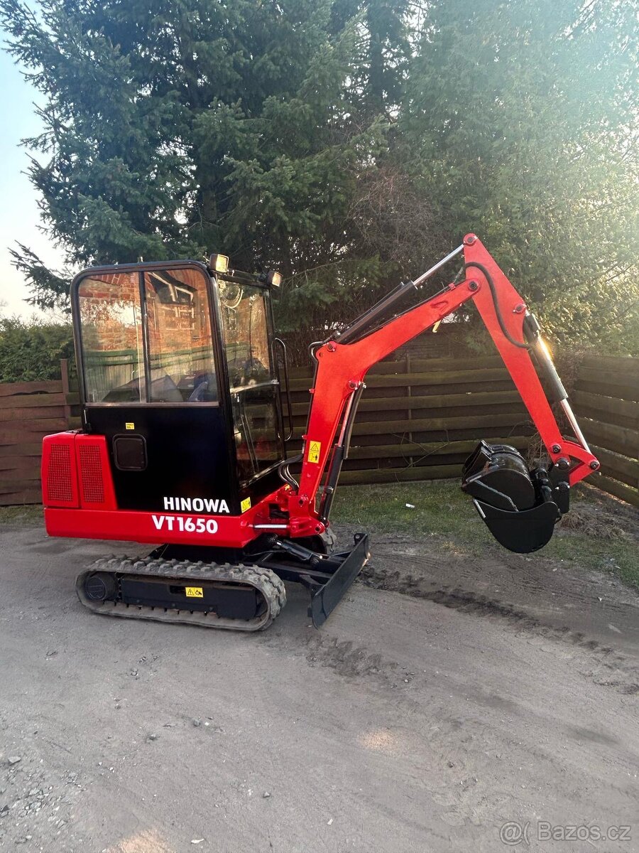 Hinova VT1650 Minibagr 1.6T + 3x lžíce