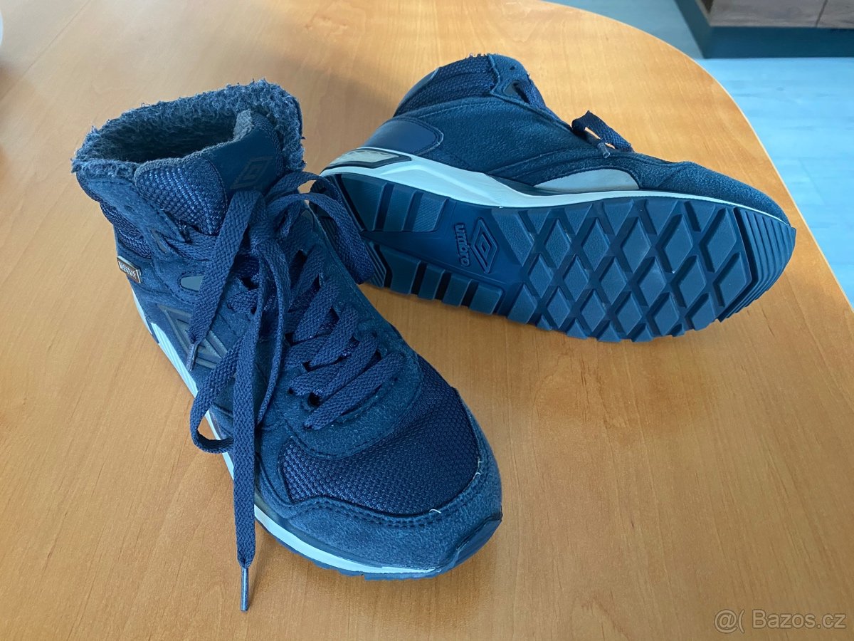 Značkové Boty UMBRO WATERPROOF 36 téměř jako nové